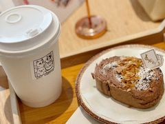 奥利奥咸奶油蛋糕卷-猫小主咖啡·猫咖cat cafe(福田店)