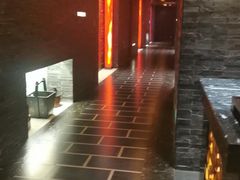 -粤尚腾香居中餐厅(首都机场希尔顿店)