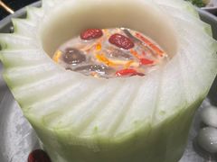 -得意咚瓜·顺德鱼生·冬瓜火锅(深圳首店)