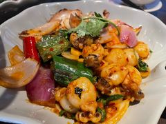 -大头虾越式风味餐厅(光明广场店)