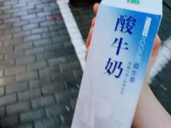 -牛朋牛奶棚(南昌路店)