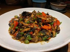 -吃饭皇帝大土家民族菜(正大广场店)