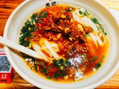 -湘人龙记老长沙米粉(鸟巢店)