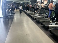 -超鹿运动(五四路恒力城店)