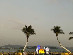 -JW万豪厨房餐厅·滨海草坪烧烤·海鲜·海景(三亚绿发山海天JW万豪酒店)