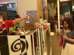 -DQ·蛋糕·冰淇淋(余姚万达店)