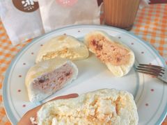 茉莉西柚冰面包-富贵面包公司(运河店)