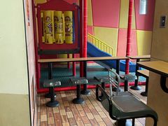-麦当劳(烟台海港路店)