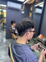 -藤野造型•烫染专业店