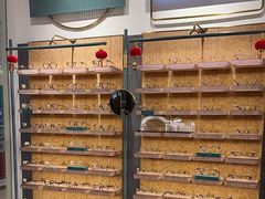 -MUJOSH木九十眼镜(月星环球港B1店)