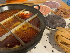 -苟味道老火锅(黄桷坪店)