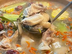 石橄榄炖鸡-洪大厨鸡煲(福田店)