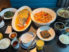 -凤凰湘语·平价海鲜餐厅(浦东旗舰店)