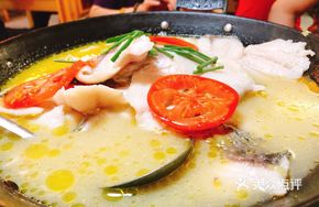 Signature Fish Pot