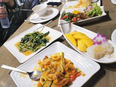 -The Dishes Seafood & Restaurant