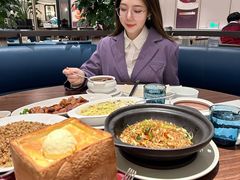 -港丽餐厅(正大店)