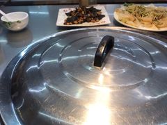 -屯老二农家铁锅炖·行业领军者(梅江店)