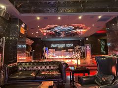 -范特西FANTASY量贩式KTV(民主广场店)