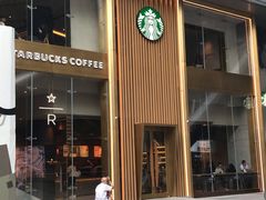 -星巴克臻选(济南恒隆店)