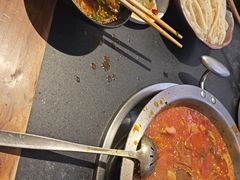 -沸炉重庆老火锅(军事博物馆店)