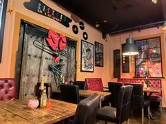 -SISTERS BAR RESTAURANT川意酒馆(嘉善老市H楼店)