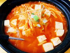 辣白菜豆腐汤-屋里家延边朝鲜族冷面(南园店)