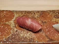 蓝鳍金枪鱼大腩蛇腹手握-鮨然(然寿司钱粮胡同店)