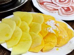 土豆地瓜拼盘-韩风烤牛肉冷面店