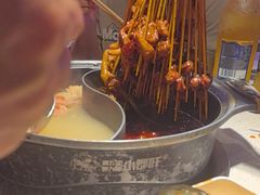 -钢管厂五区小郡肝串串香(蜀都万达店)