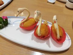 金牌榴莲酥-宴会中心
