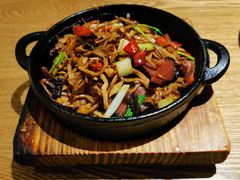 腊肉烟笋钵-确喜美味小厨(西单商场兰州店)