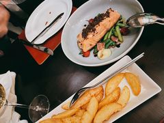 -卡佩罗意大利餐厅及酒吧Al Cappello Trattoria