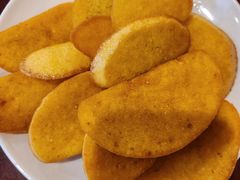 馒头片蘸臭豆腐乳-玫瑰红烤羊排(北新桥三条店)