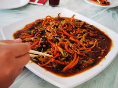 鱼香肉丝-横道佛手居筋饼店