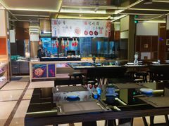 -大中华希尔顿酒店-念自助餐·嗨啤·小龙虾