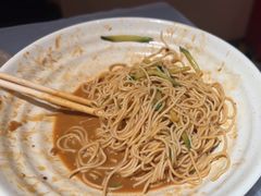 -肥肥虾庄·金牌油焖大虾(东湖欢乐谷店)