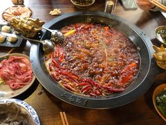 -黄潇洒老火锅(九眼桥宏济巷店)