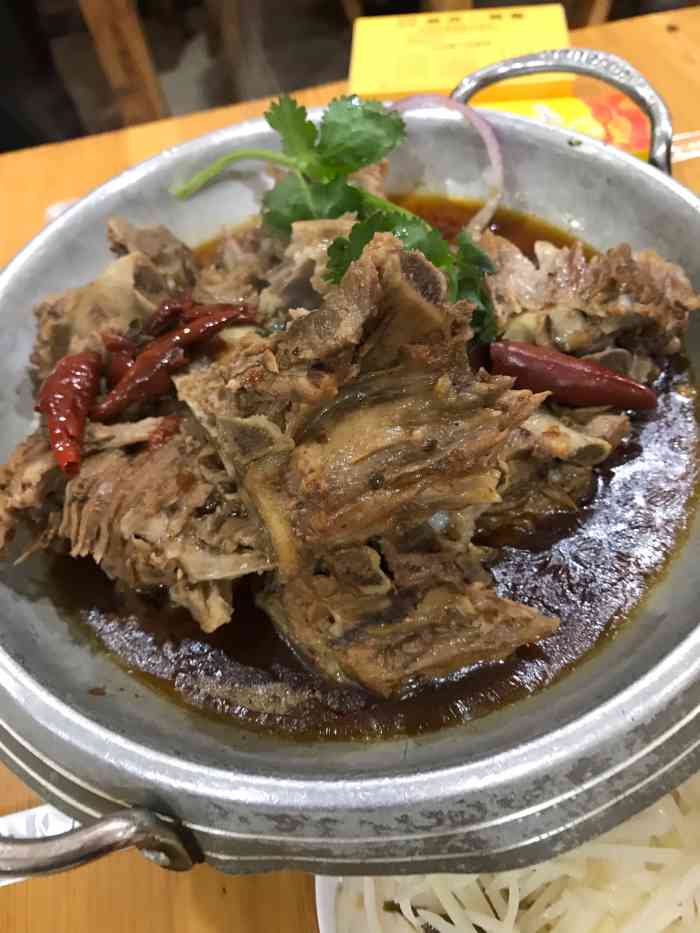 一骨香大盆骨人民路店