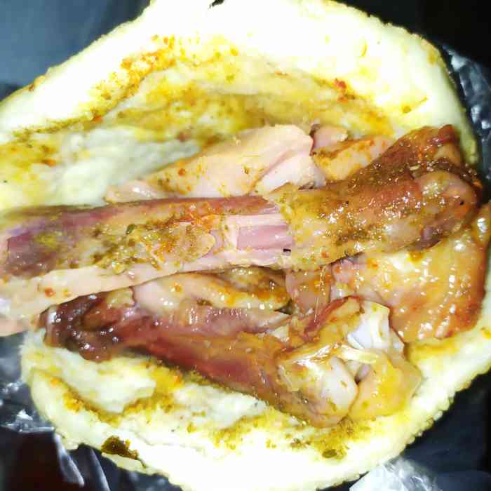 焖烤鸡腿饼-"这个鸡腿饼是真的很好吃,一段时间不吃真的.