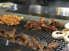 -马路牙子地桌烤肉(工体店)