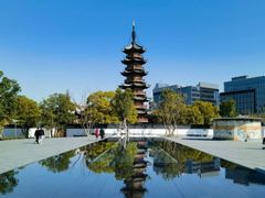 -龙华寺