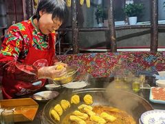 -鱼窝棚柴火铁锅炖(富山屯店)