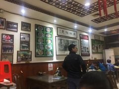 大堂-老爆肚满五香烧牛羊肉