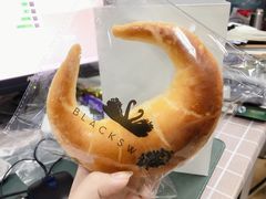 黄油牛角面包-BLACKSWAN黑天鹅(环球店)