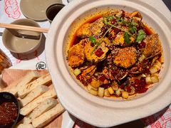 -肥肥虾庄·金牌油焖大虾(汉街SKP店)