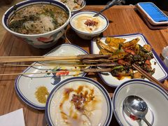 -云阿蛮云南生烫牛肉米线(奉贤路店)