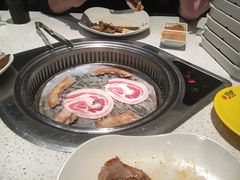 -佰烧海鲜烤肉火锅自助(世茂国际广场店)