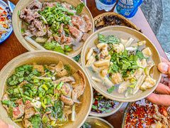 -谢老五跷脚牛肉·非遗传承店