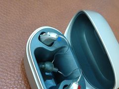 -海之声助听器 瑞士峰力直营中心(华麟大厦店)