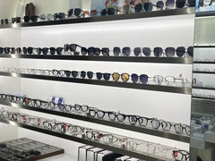 -视野联行眼镜·蔡司·尼康战略合作店(城西银泰店)